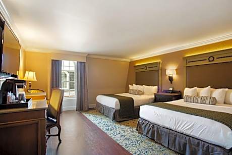 Deluxe Room with Two Queen Beds