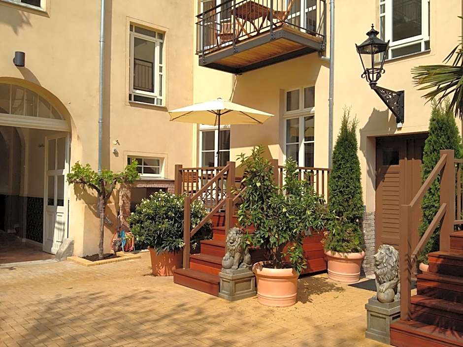 Garden Living - Boutique Hotel