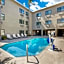 Best Western Plus Park Place Inn - Mini Suites