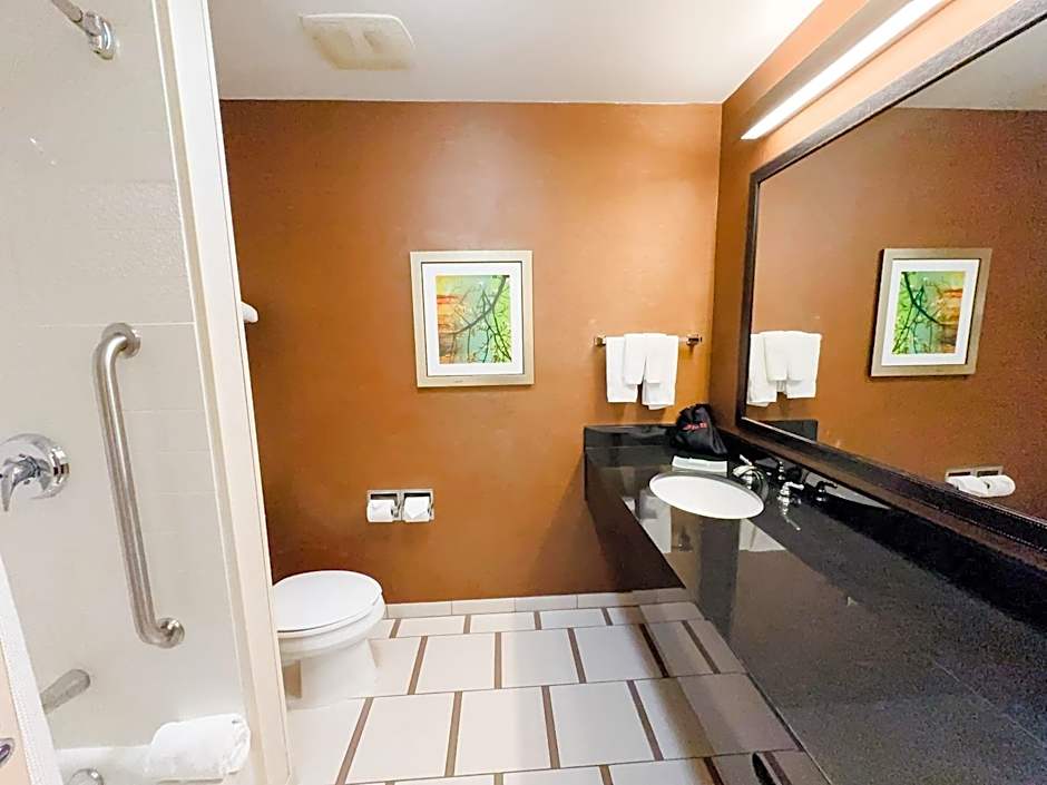 Fairfield Inn & Suites by Marriott Russellville