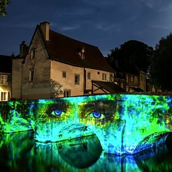 B&B HOTEL Chartres Centre Cathedrale 3 etoiles