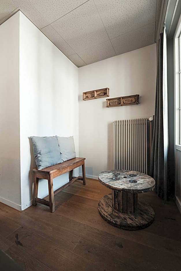 No8 Boutique Hotel - self check in