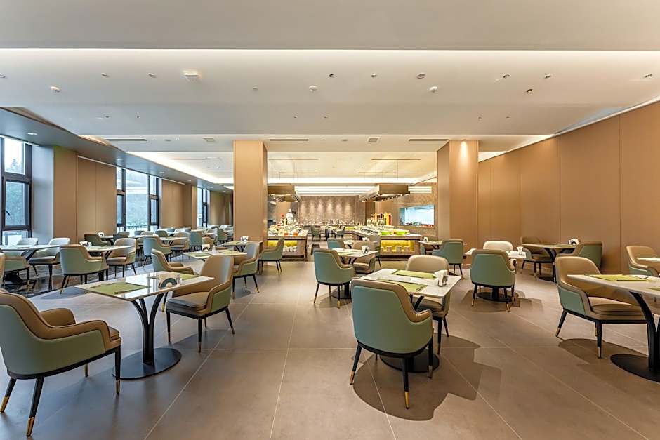 Holiday Inn Jiuhua Mountain Hot Spring By IHG