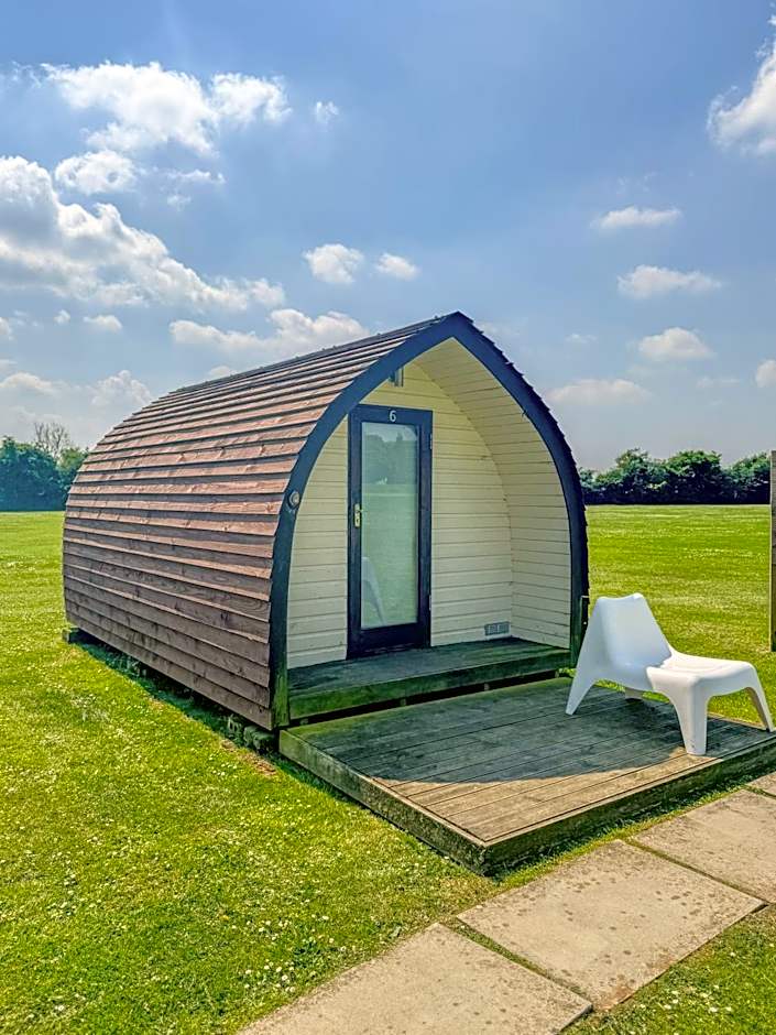 Rodway Hill Golf & Eco Pod Hotel