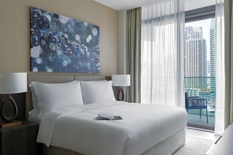 Premium One Bedroom Suite - Marina View - Premium One Bedroom Suite-Marina view-King bed-74-91sqm-Marina View- floor-to-ceiling windows
