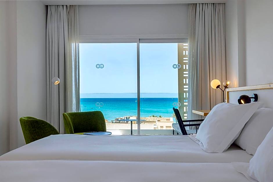 Photo 1 of 5 of 1 Double Bed or 2 Beds, Partial Sea View, Balcony