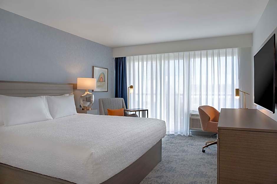 Hampton Inn By Hilton Winnipeg Downtown