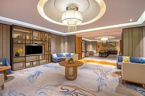 Holiday Inn Zhongshan Downtown, an IHG Hotel