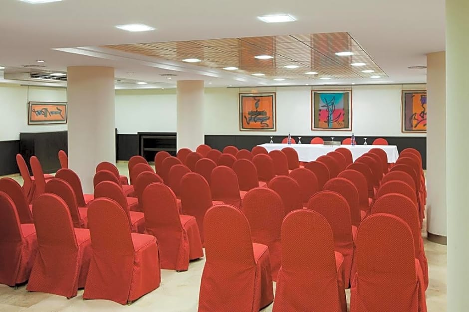 NH Ciudad De Santander