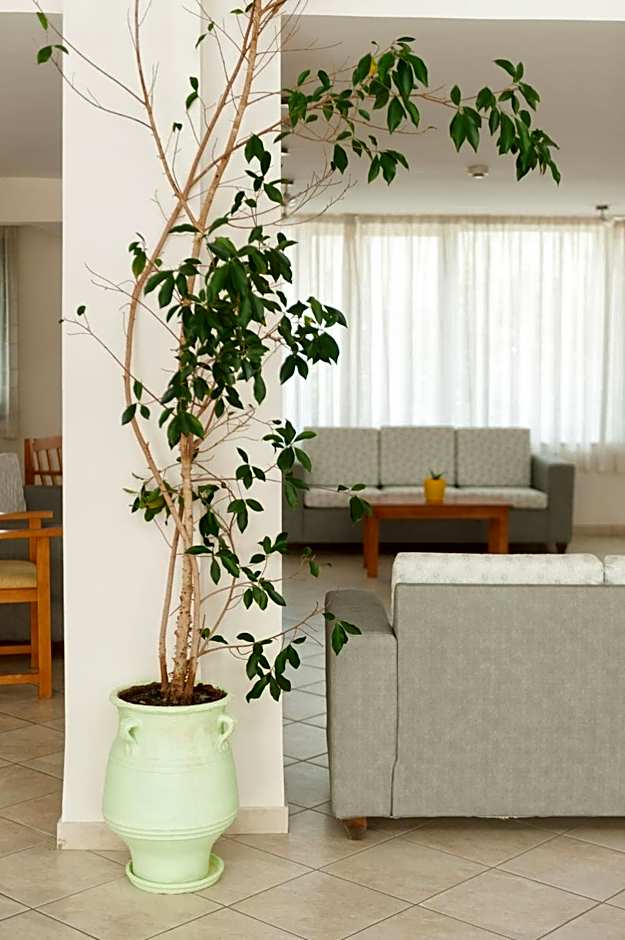 Ageri Hotel