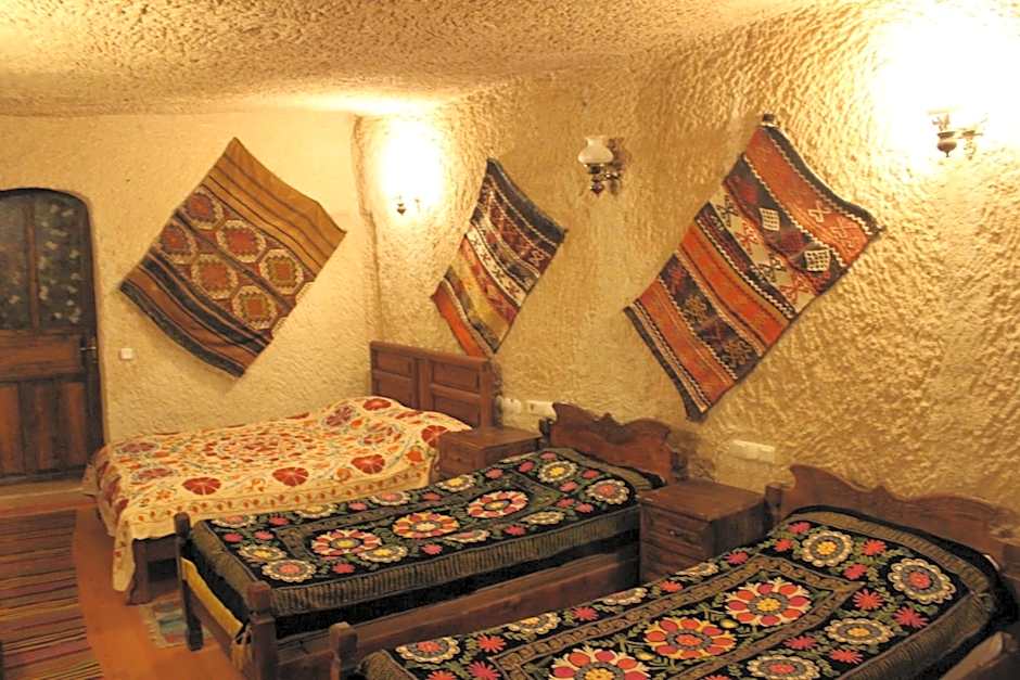 Kismet Cave House
