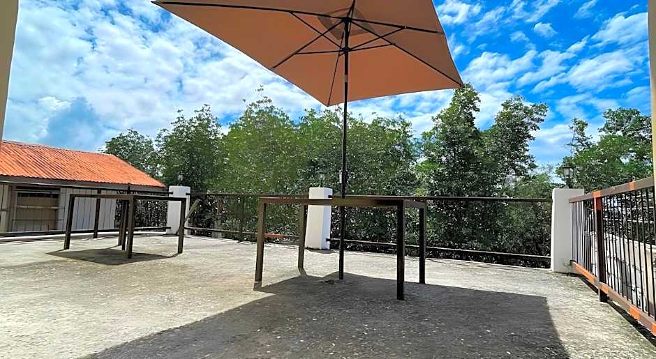 CASA PRECIOSA MOALBOAL Inn