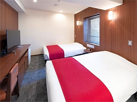 Twin Room - Non-Smoking