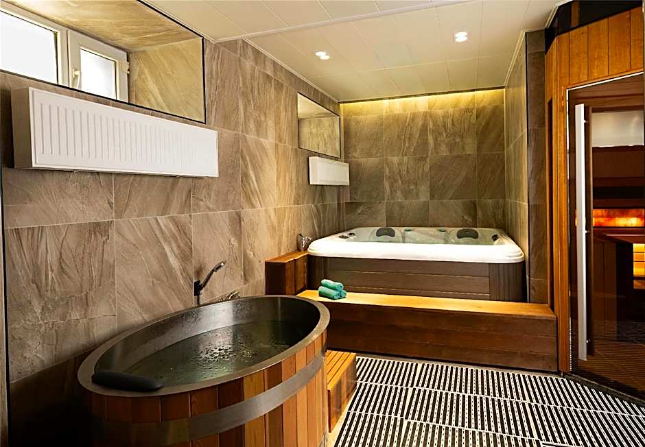 Kempinski Hotel Khan Palace