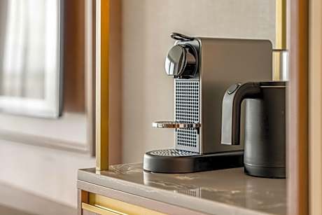 Club Suite with Club Lounge Access