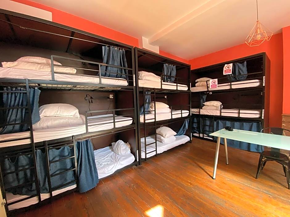 Hostel 20 – Bordeaux, FL