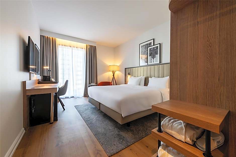 Radisson Hotel Manchester City Centre, A Verified Net Zero Hotel