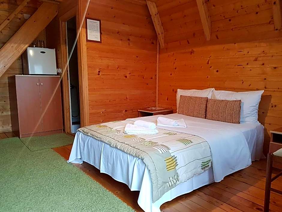 OSTROG Aparthotel KOLIBA-VLASTNIŠTVO MANASTIRA OSTROG