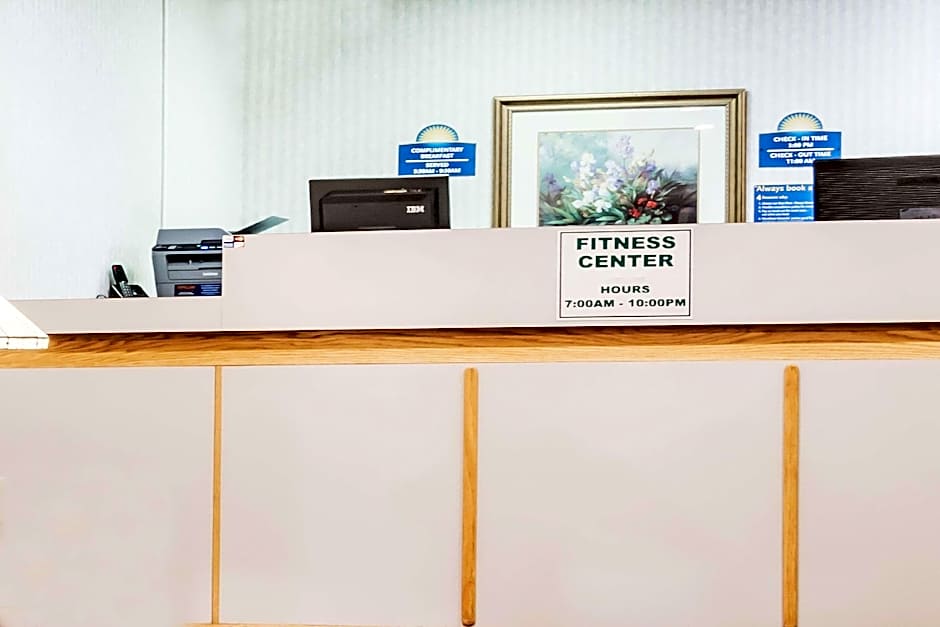 Days Inn by Wyndham Henrietta/Rochester Area