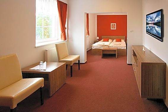 Wellness Hotel Hukvaldy POLOPENZE A WELLNESS V CENĚ