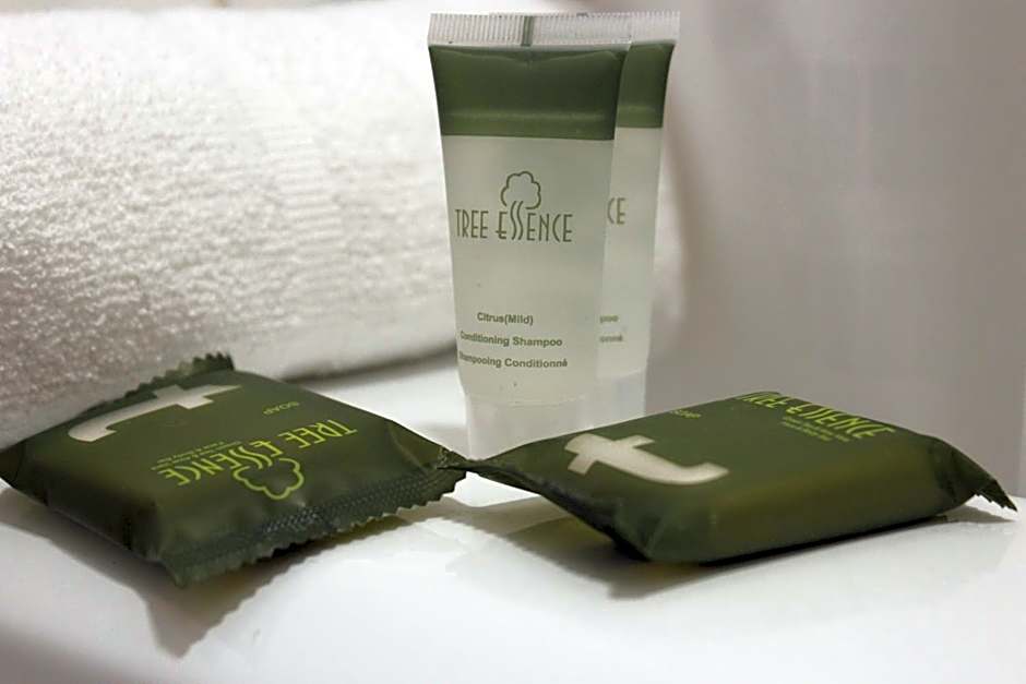 Super 7 Motel London