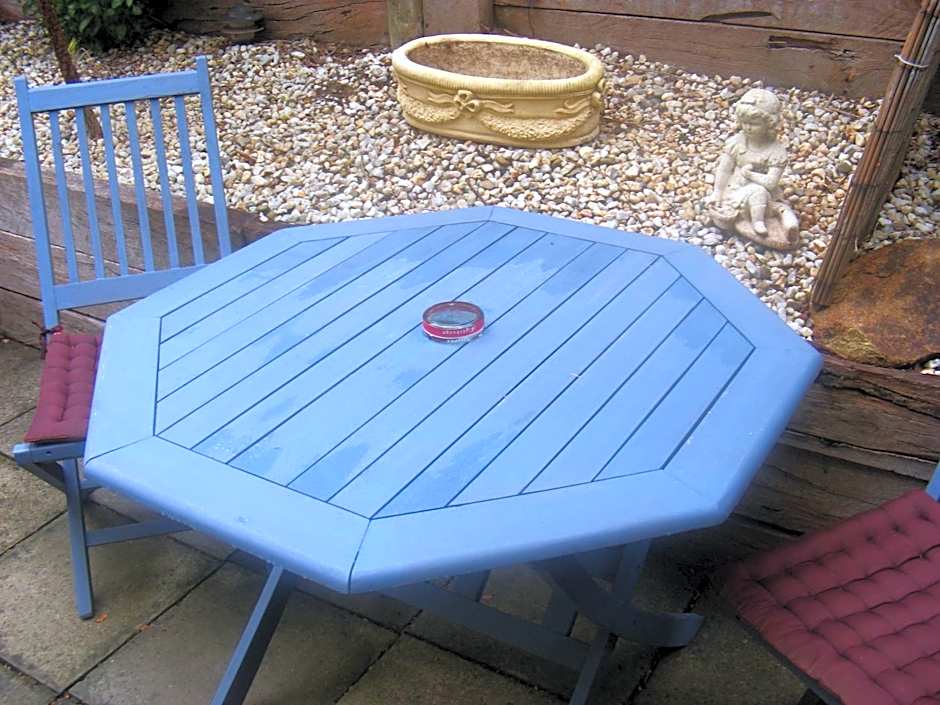 Weeroona Bed And Breakfast