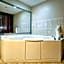 The Holiday Inn Belcamp - Aberdeen Area By IHG