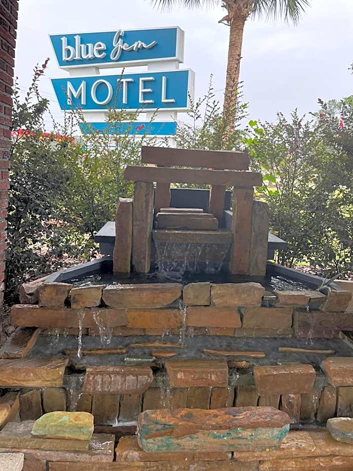 BlueGem Motel