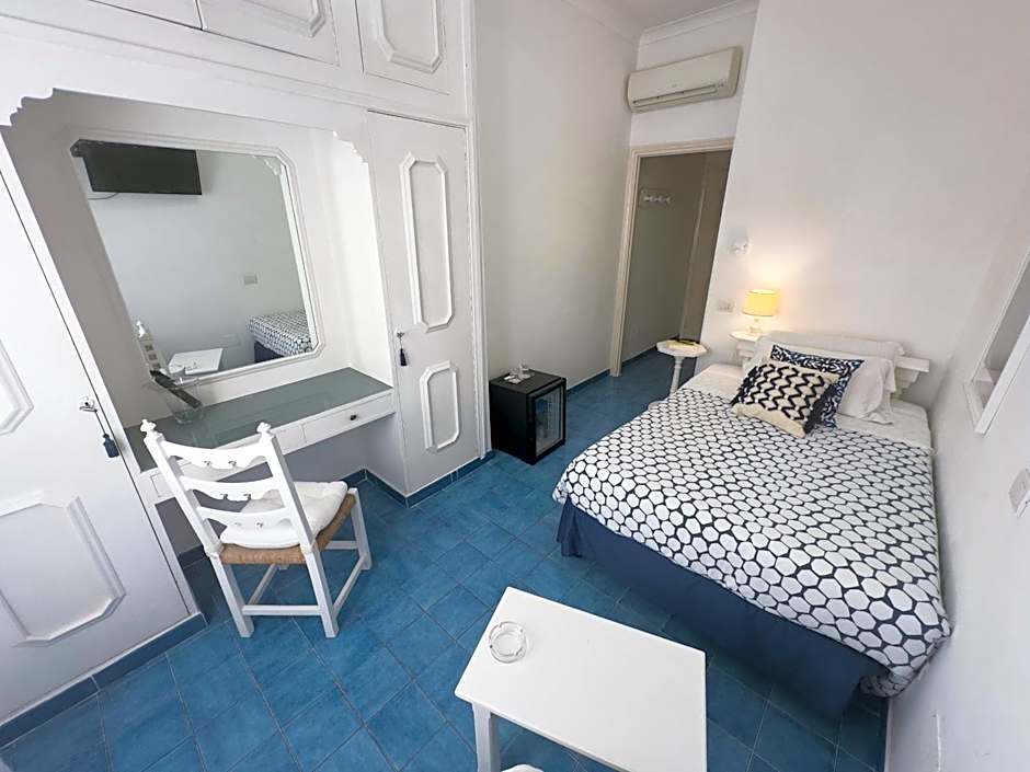 Hotel Chiaia Di Luna
