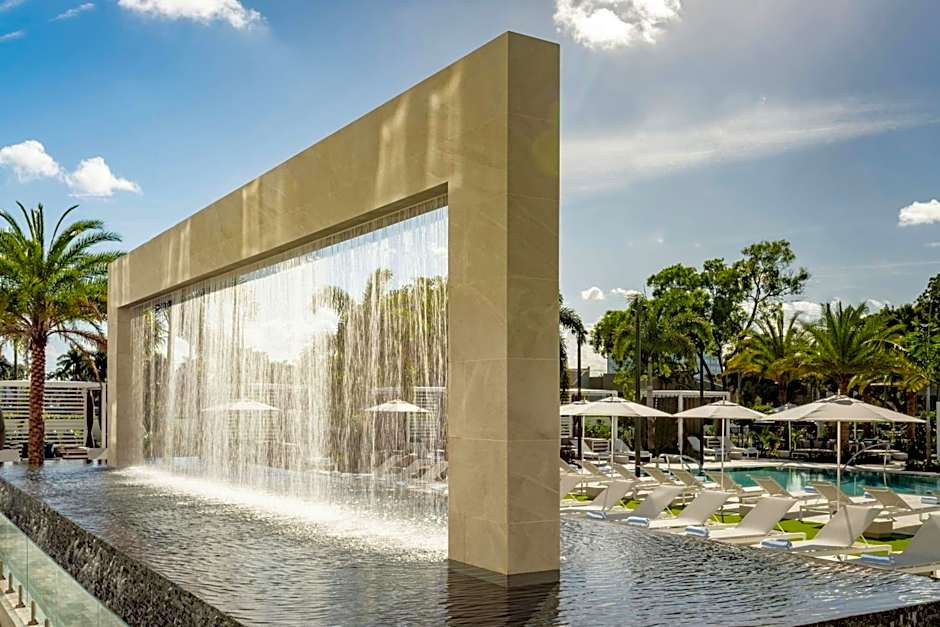 Renaissance by Marriott Boca Raton Hotel