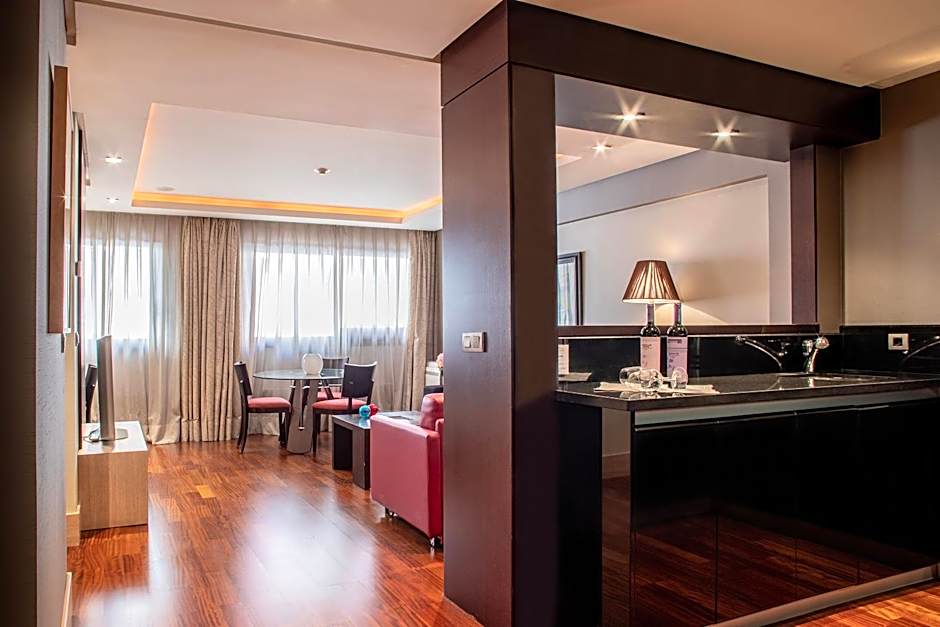 Washington Parquesol Suites & Hotel