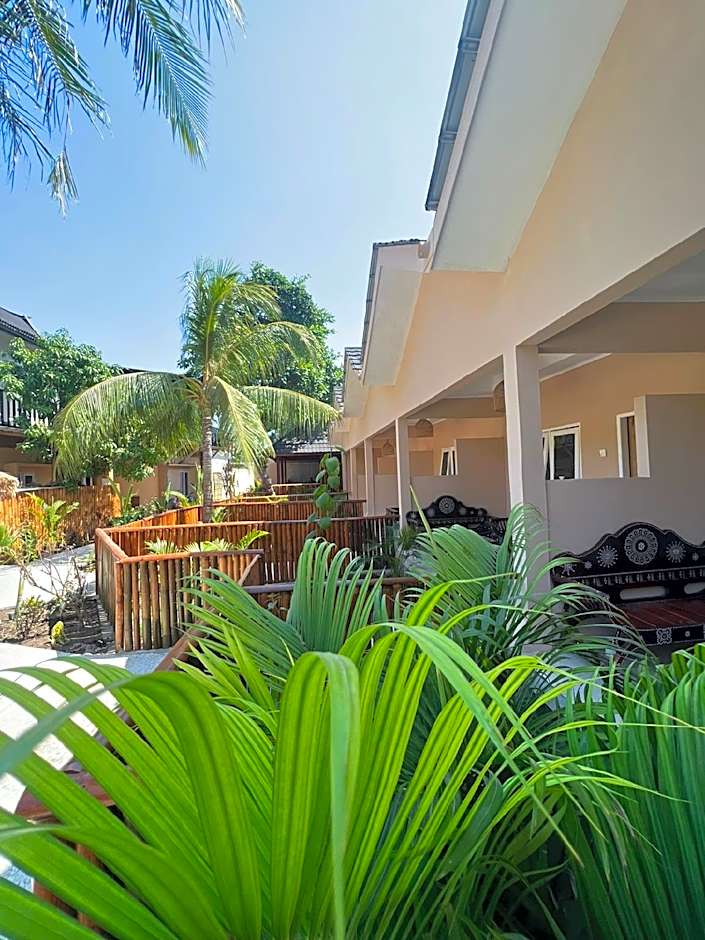 Living Trawangan Hotel