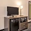 La Quinta Inn & Suites by Wyndham Salem