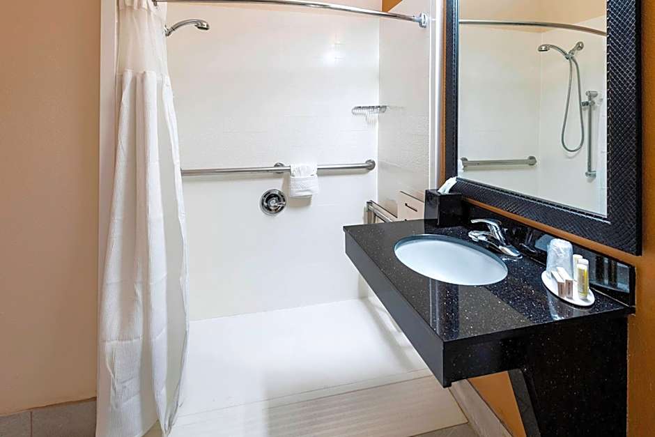 Fairfield Inn & Suites by Marriott St. Petersburg Clearwater