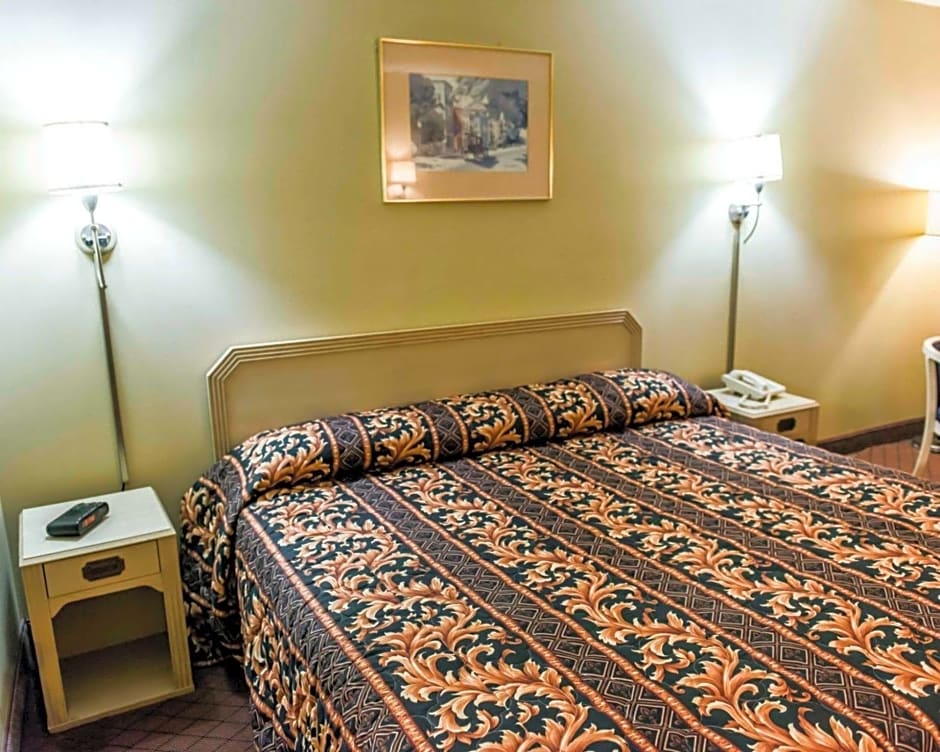 Econo Lodge Perry
