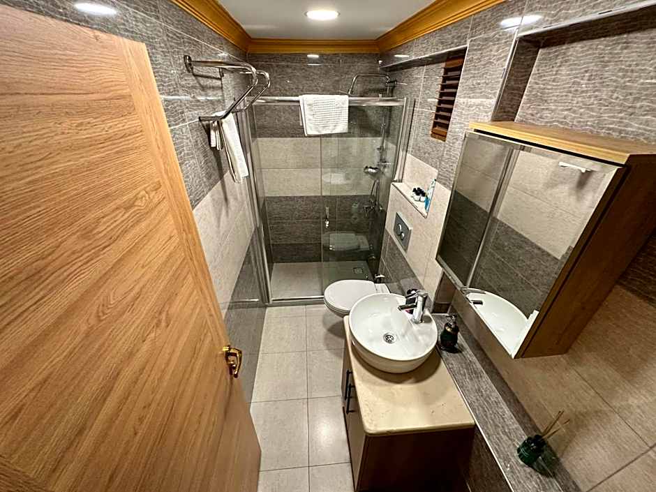 Golden Sail Hotel Old City