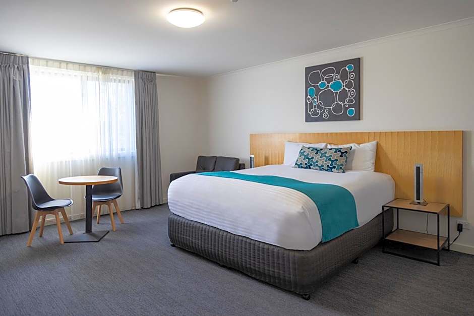 Bairnsdale International