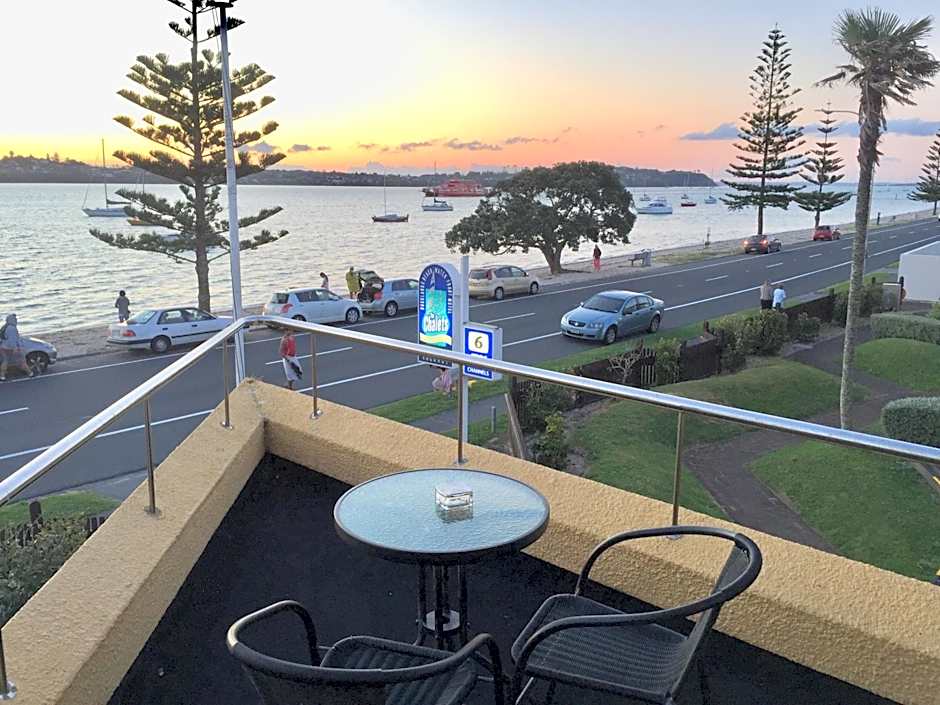 Bucklands Beach Waterfront Motel