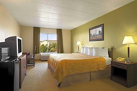 2 Queen Beds Non-Smoking