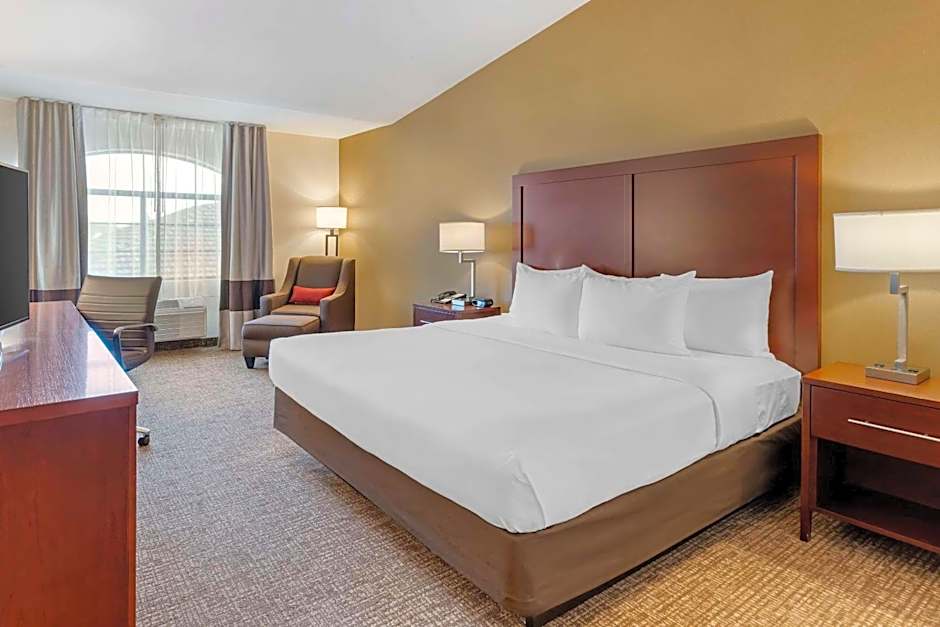 Comfort Inn Marina on the Monterey Bay