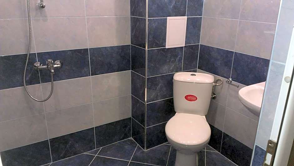 Family Hotel Lazuren Briag