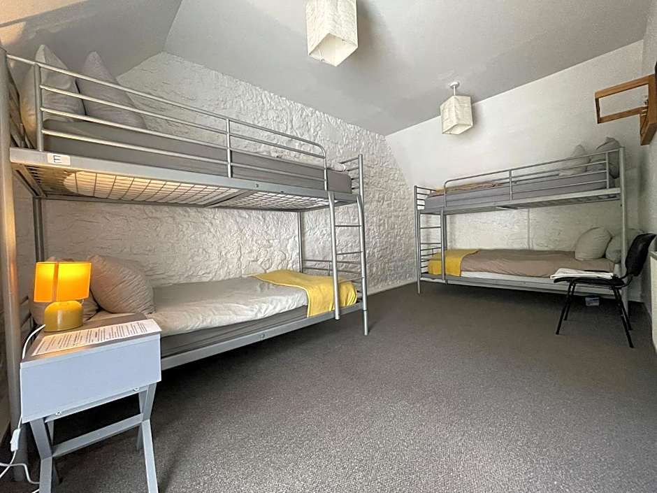 Hartfield House Hostel