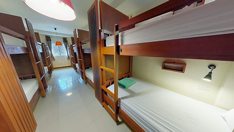 Phangan Pearl Hostel