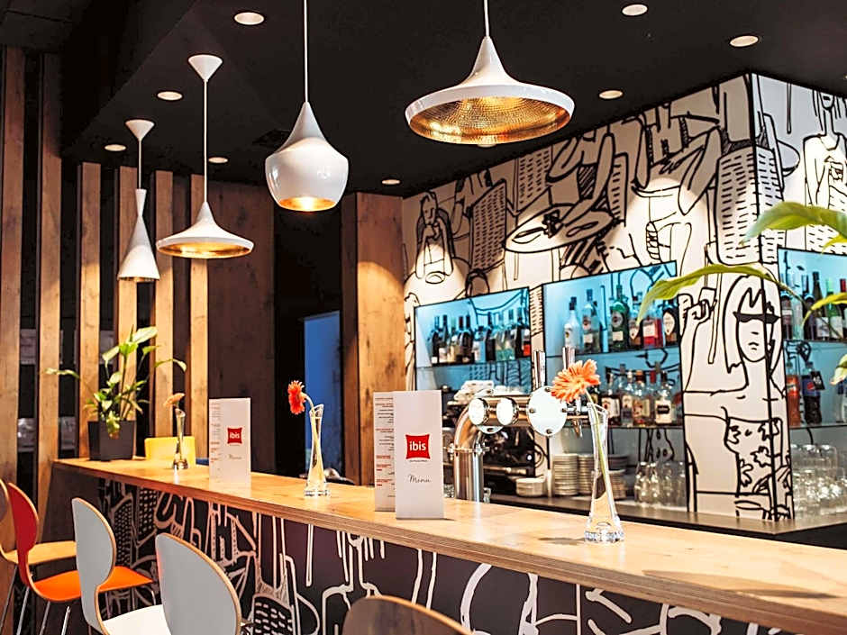 Ibis Poznan Polnoc