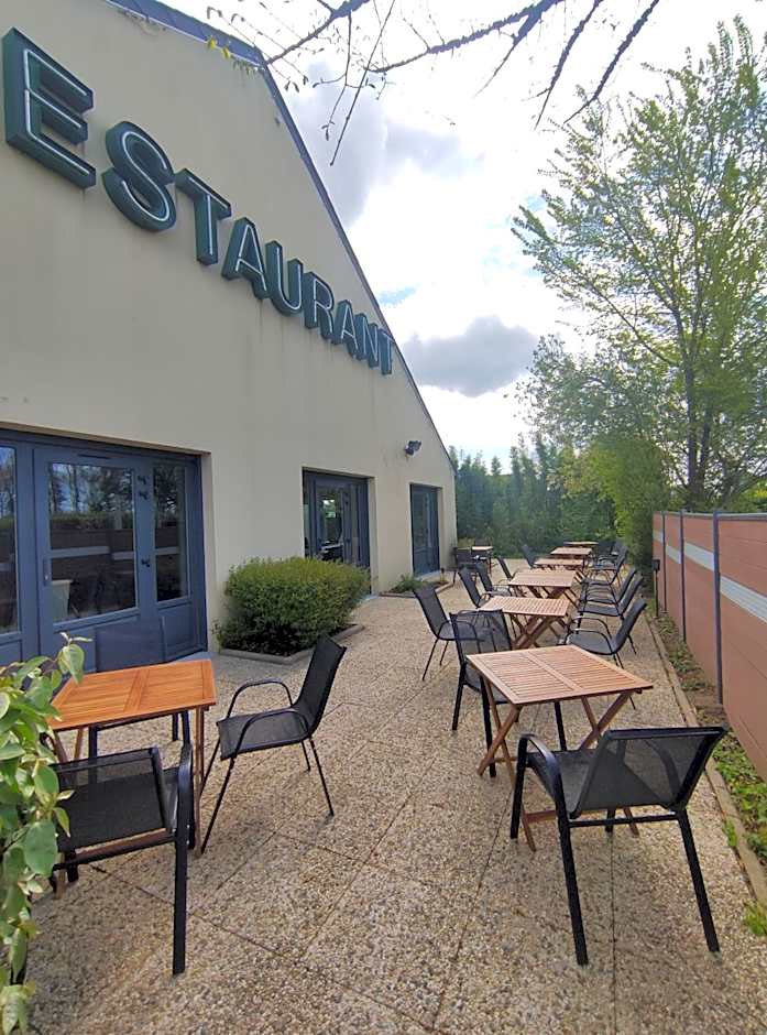 Campanile SablÃ©-Sur-Sarthe Vion