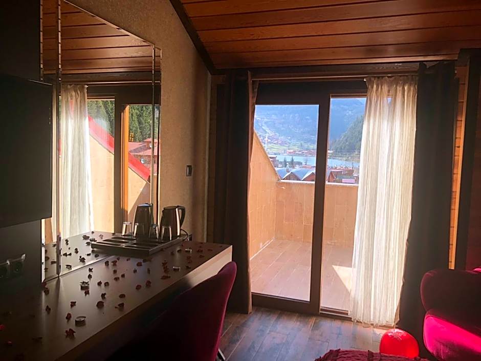 Inanlar Garden Hotel & Bungalow