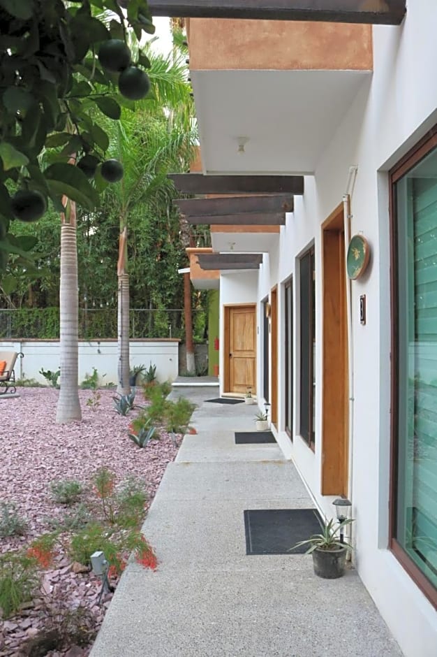 Casa Bugambilias