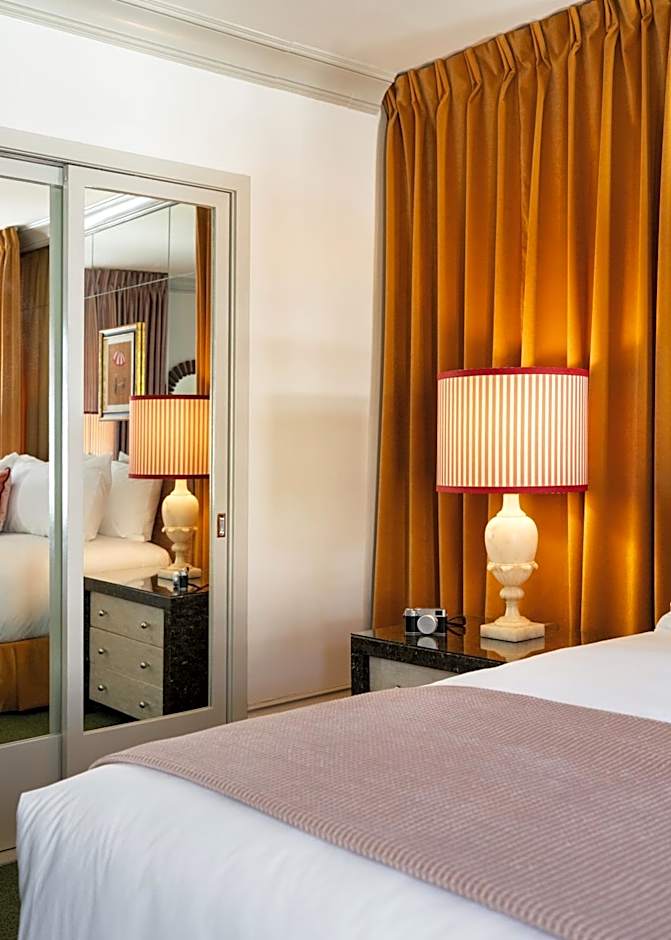 The Hotel Lili