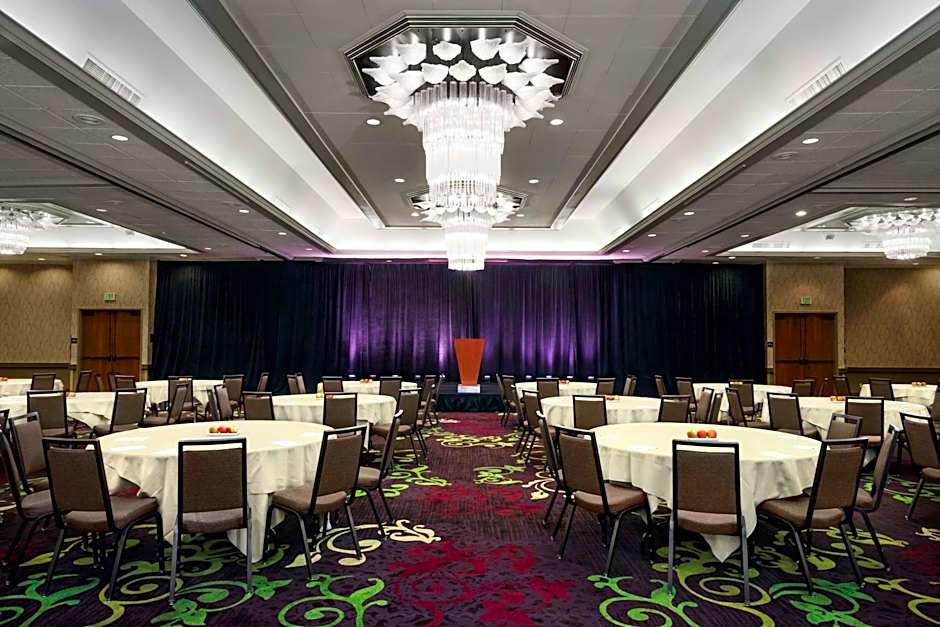 DoubleTree By Hilton Hotel Sonoma Wine Country