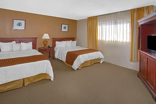 Travelodge Inn & Suites by Wyndham Yucca Valley/Joshua Tree